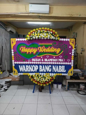 Papan Bunga di Cempaka Cisoka